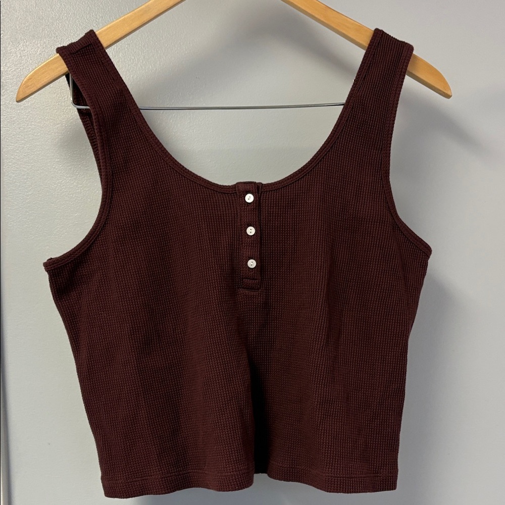 Old Navy Ribbed Cropped Top in Dark Cranberry Button Front Sz L